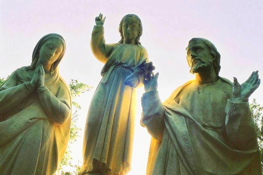 Prière universelle fête de la Sainte Famille, 2019 Jardinier de Dieu Prière universelle fête de la Sainte Famille, 2019 Jardinier de Dieu