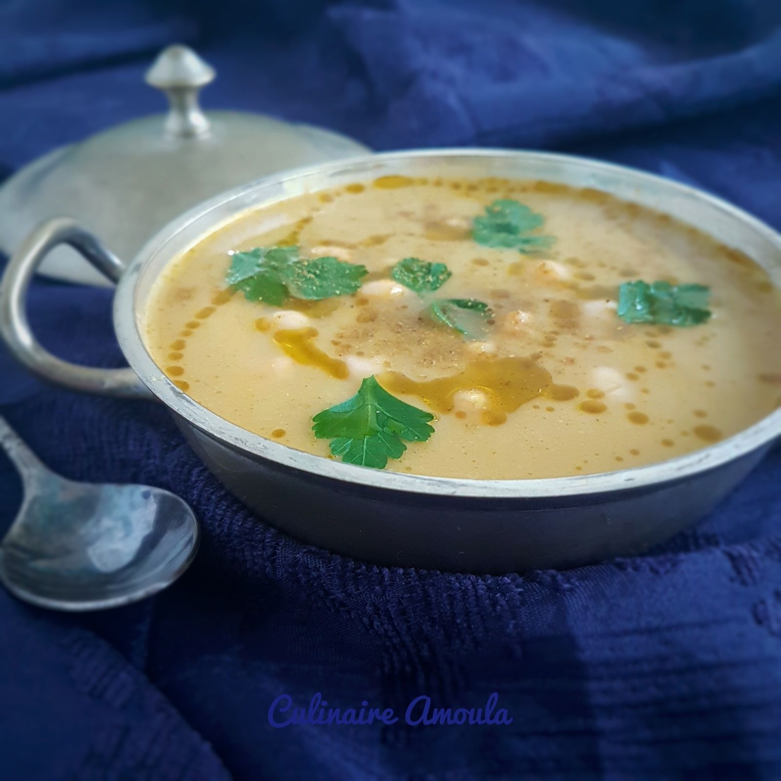 Velouté aux pois chiches et au cumin
