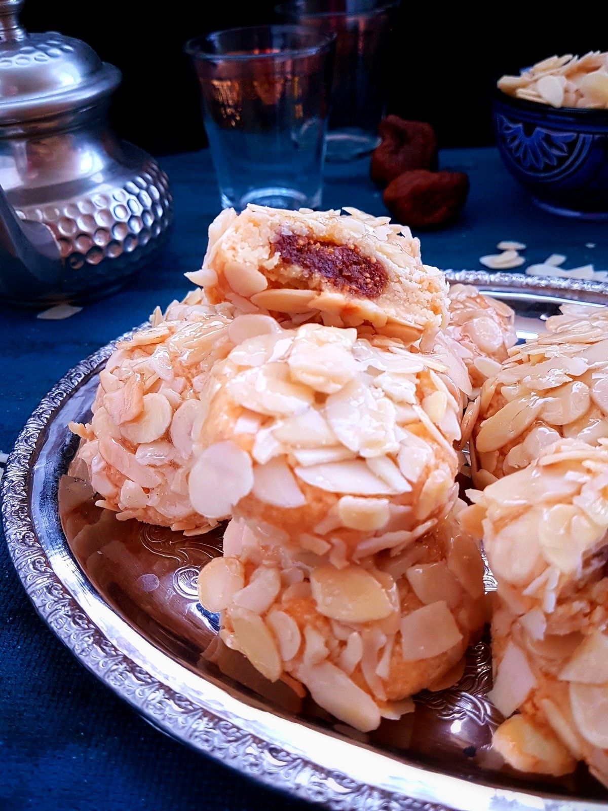 Mlowza farcie aux figues sèches