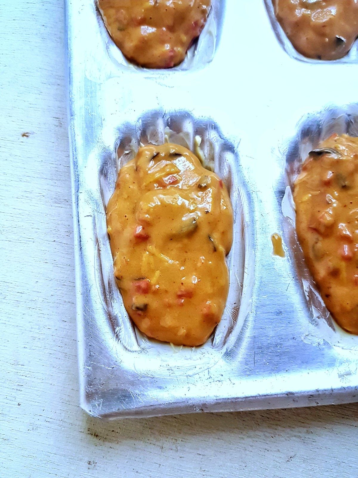 Madeleines salées salami-olives