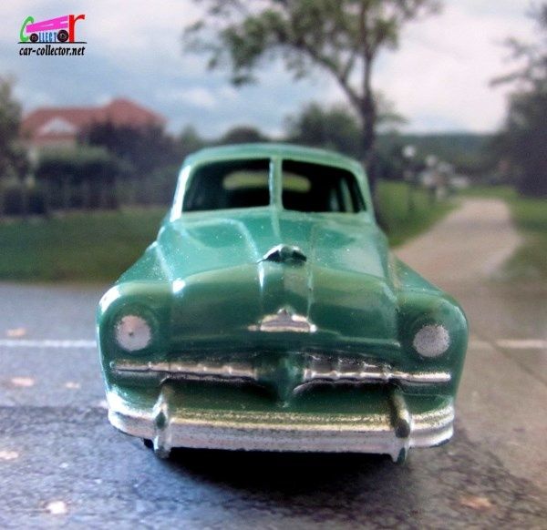 FORD VEDETTE 1948 DINKY TOYS MECCANO FRANCE 1/43