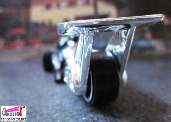 WHATTA DRAG BMW ISETTA HOT WHEELS 1/64