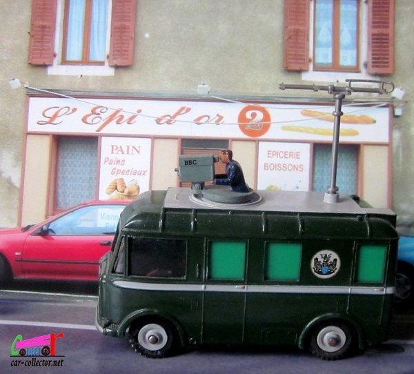 karrier-bbc-tv-dinky-supertoys-england