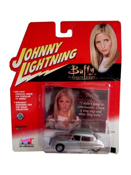 citroen-ds-berline-buffy-contre-les-vampires-comedie-horreur-sarah-michelle-gellar-johnny-lightning