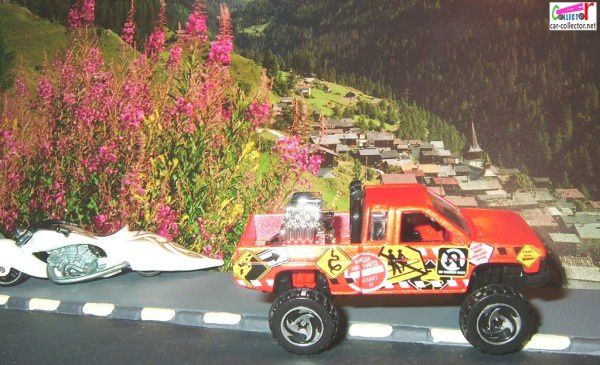 nissan-truck-hardbody-collector-735-1998-serie-mixed-signals-hot-wheels