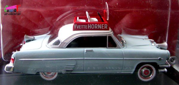 ford-mercury-yvette-horner-accordeon-ixo-vehicules-publicitaires-hachette-collection