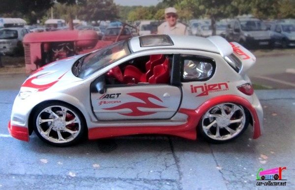 peugeot-206-tuning-burago-1-32-peinture-grise-metallisee-injen-technology-red-flamed