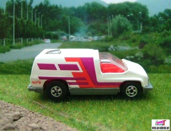 beach-blaster-inside-story-collector-528-made-in-india-hot-wheels-1-64-16811