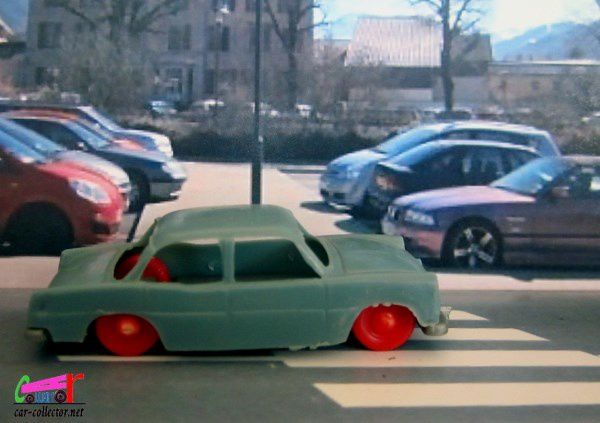 simca-ariane-jouef-echelle-ho-1-87-roues-type-2