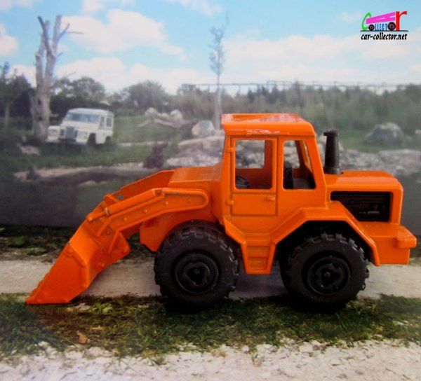 tracto-pelle-orange-majorette-1-87-263