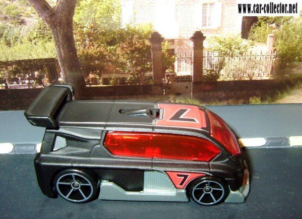hyperliner-renault-espace-f1-concept-pop-offs-hot-wheels