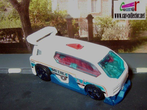 hyperliner-renault-espace-f1-concept-rescue-rods-2008-hot-wheels