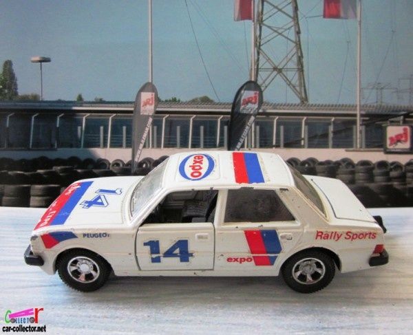 peugeot-305-expo-superkings-matchbox-1-35-made-in-england-item-k84