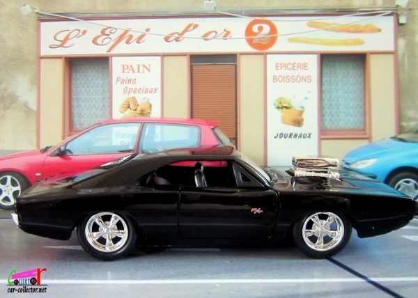doms-dodge-charger-rt-1970-fast-and-furious-7-jadatoys-1-32