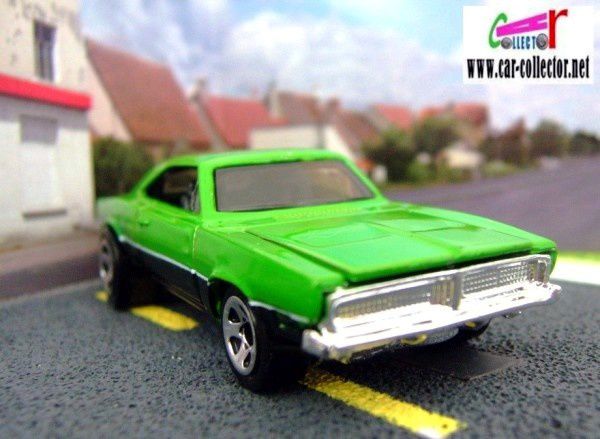 69-dodge-charger-muscle-mania-series-2008-135-hot-wheels