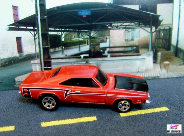 69-dodge-charger-muscle-mania-mopar-hot-wheels-2009-081