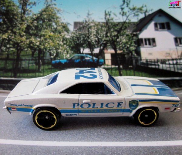 69-dodge-charger-ocala-police-main-street-hot-wheels-2011-166