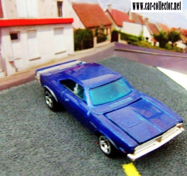 69-dodge-charger-2005-104-muscle-mania-series-hot-wheels