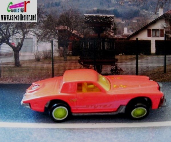 stutz-blackhawk-california-custom-1991-hot-wheels