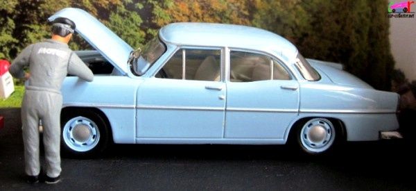 diorama-simca-trianon-la-panne-briare-cosne-sur-loire-altaya-la-route-bleue-les-plus-belles-etapes