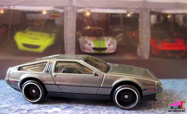 dmc-12-delorean-1981-factory-fresh-hot-wheels-2018-270