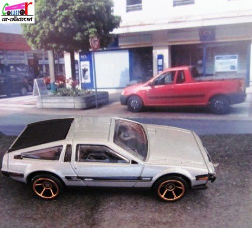 81-delorean-dmc-12-faster-than-ever-2011-141-hot-wheels