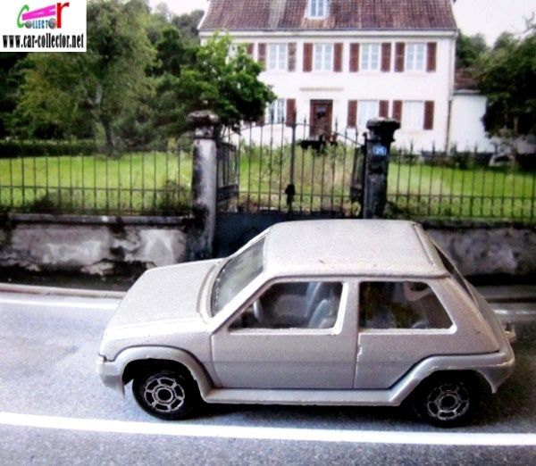 renault-5-supercinq-gt-turbo-silver-majorette-1-51