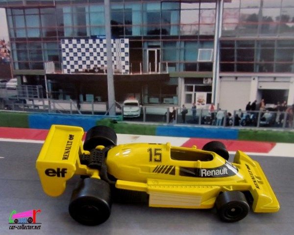f1-renault-rs01-v6-turbo-1-53-1977-jean-pierre-jabouille-cadeau-stations-essence-elf