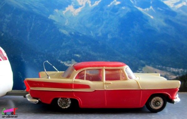 simca-chambord-bi-tons-attelage-caravane-de-luxe-henon-norev-1-43