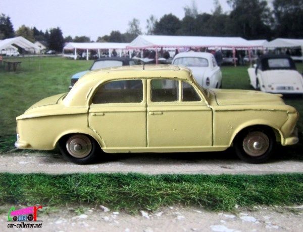 peugeot-403-berline-creme-dinky-toys-meccano-1-43