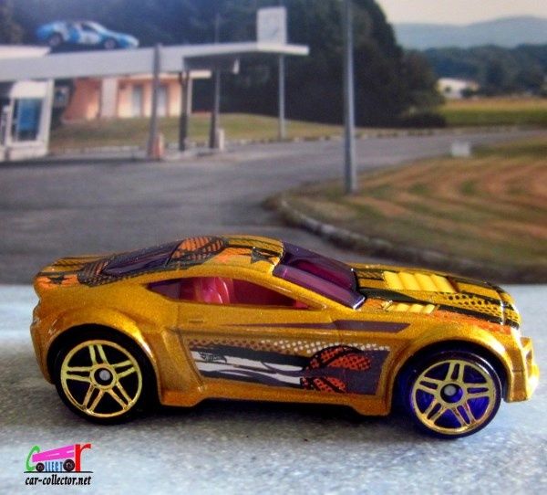 torque-twister-2018-hot-wheels-1-64