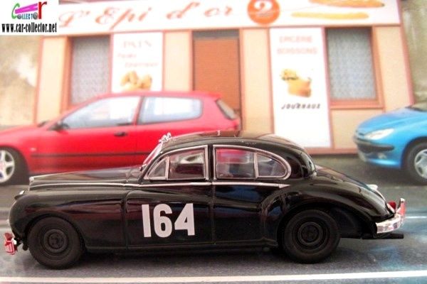 jaguar-mk7-rallye-monte-carlo-1956-ronnie-adams-franck-bigger-ixo-1-43-altaya-collections