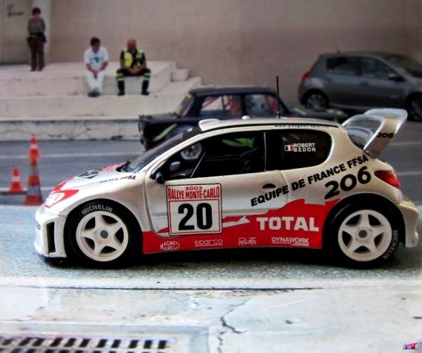 peugeot-206-wrc-rallye-monte-carlo-2003-cedric-robert-gerald-bedon-ixo-1-43-collection-altaya