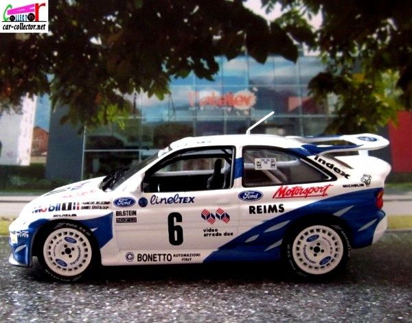 ford-escort-rs-cosworth-rallye-monte-carlo-1993-francois-delecour-daniel-grataloup-ixo-1-43-collection-presse-altaya