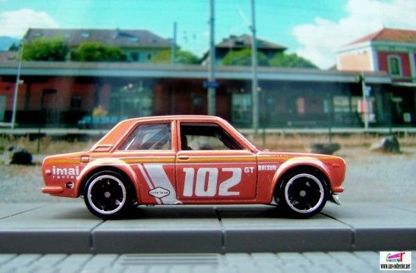 71-datsun-bluebird-510-brown-gare-cluses-hot-wheels-hw-premiere-2009-037