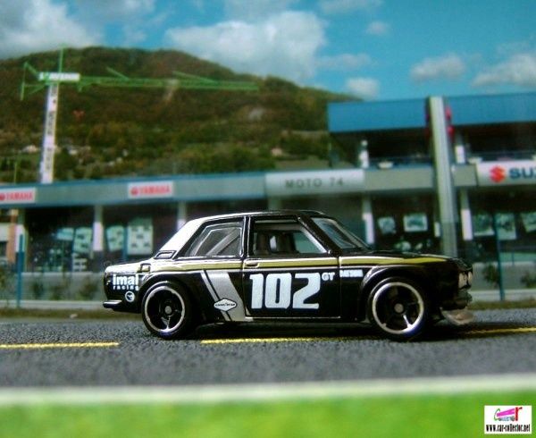 71-datsun-bluebird-510-black-moto-74-hot-wheels-1-64-new-model-2009-037