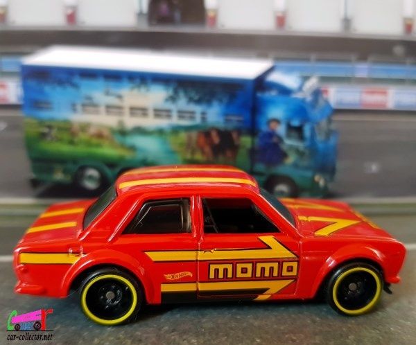 71-datsun-bluebird-510-red-camions-decores-circuit-le-mans-hot-wheels-1-64-nightburnerz-2019-097
