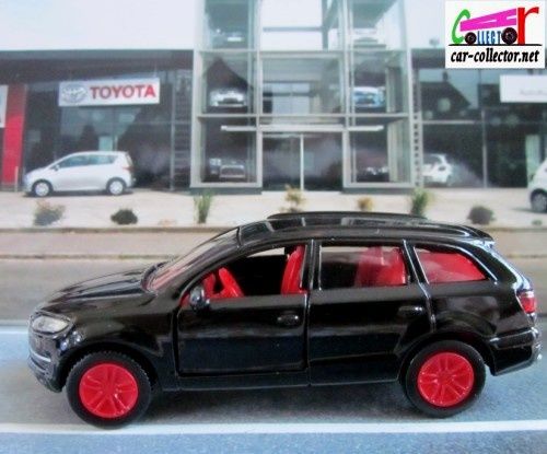 audi-q7-quattro-fsi-black-siku-1-55