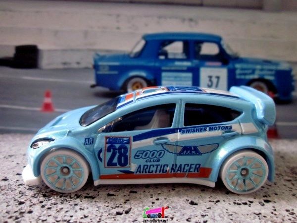 12-ford-fiesta-ken-block-snow-stormers-series-hot-wheels-2016-157-serie-tempete-de-neige