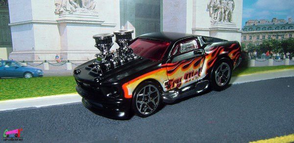 1968-ford-mustang-tooned-5-packs-mustang-2007-hot-wheels-dragster-mustang-black