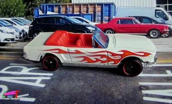 65-mustang-convertible-flames-series-hot-wheels-pack-5-ford-mustang-cabriolet-1965