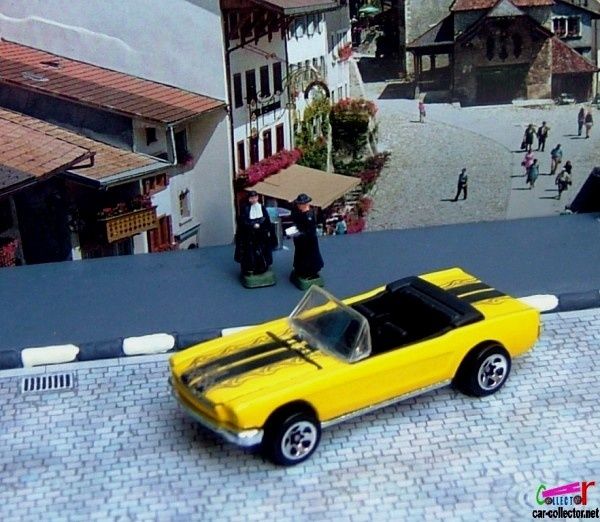 65-mustang-convertible-pack-5-mustang-2007-ford-mustang-cabriolet-1965