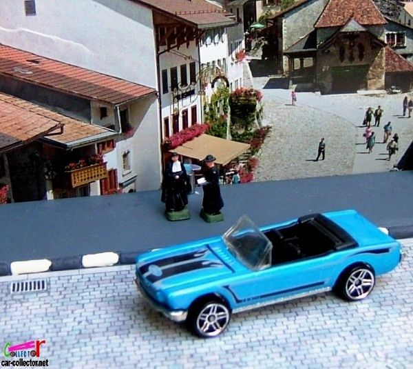65-mustang-convertible-motown-metal-2006-087-hot-wheels-ford-mustang-cabriolet-1965