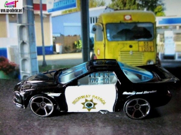 iroc-pontiac-firebird-higway-patrol-main-street-series-hot-wheels-2011-163