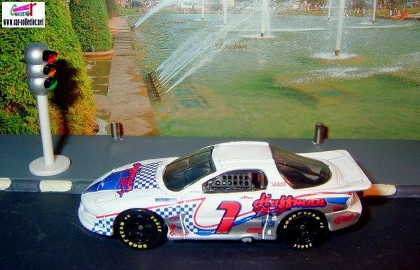 iroc-pontiac-firebird-collector-1065-1999-hot-wheels-1-64