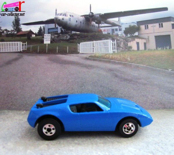 warpath-blue-amc-amx2-hot-wheels-made-in-france-1983-1-64