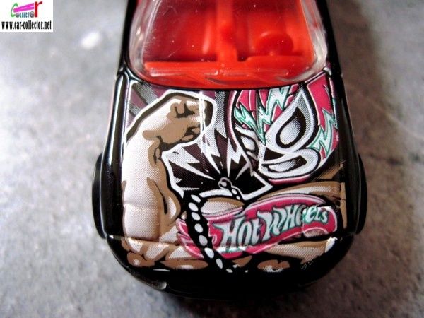 MAZDA MX-5 MIATA CABRIOLET HOT WHEELS 1/64.