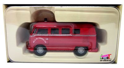 vw-combi-pompiers-ville-de-cruseilles-corgi-heritage-1-50-volkswagen-combi-pompiers-haute-savoie