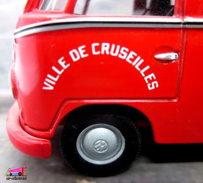 vw-combi-pompiers-ville-de-cruseilles-corgi-heritage-1-50-volkswagen-combi-pompiers-haute-savoie