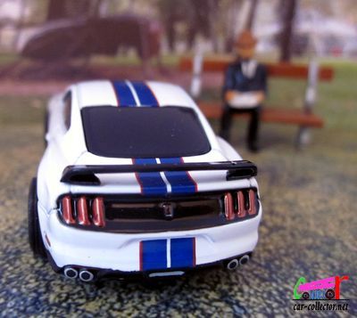 ford-shelby-gt-350r-2019-michelin-greenlight